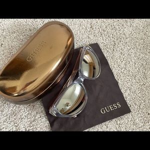 GUESS gold women’s sunglasses